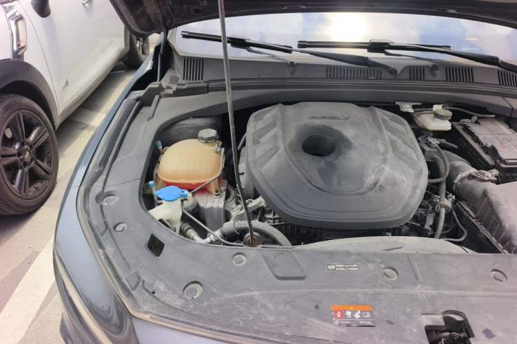 Used Geely Auto Preface 2021 2.0TD Luxury Version Engine Bay Right