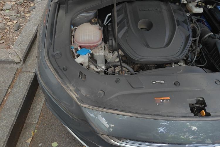 Used Geely Auto Preface 2021 2.0TD Luxury Version Engine Bay Right