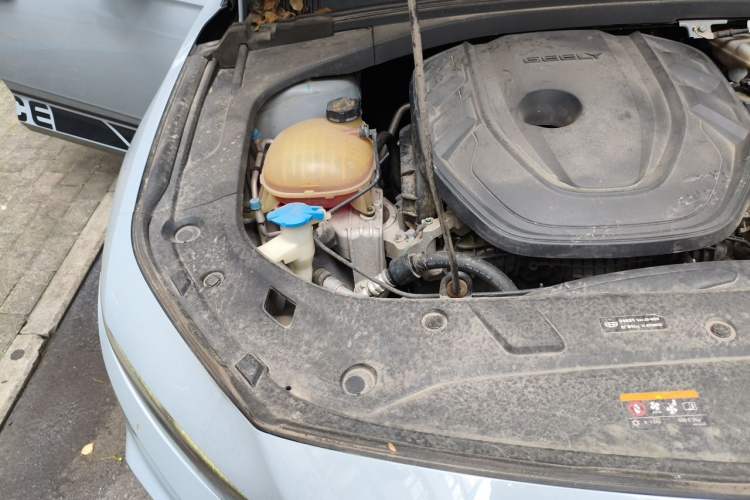 Used Geely Auto Preface 2021 2.0TD Space-Time Edition Starry Celestial Engine Bay Right