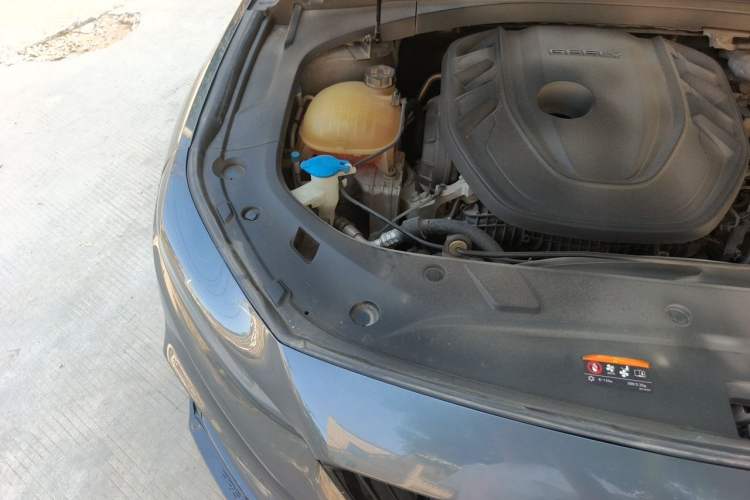 Used Geely Auto Preface 2021 2.0TD Luxury Version Engine Bay Right
