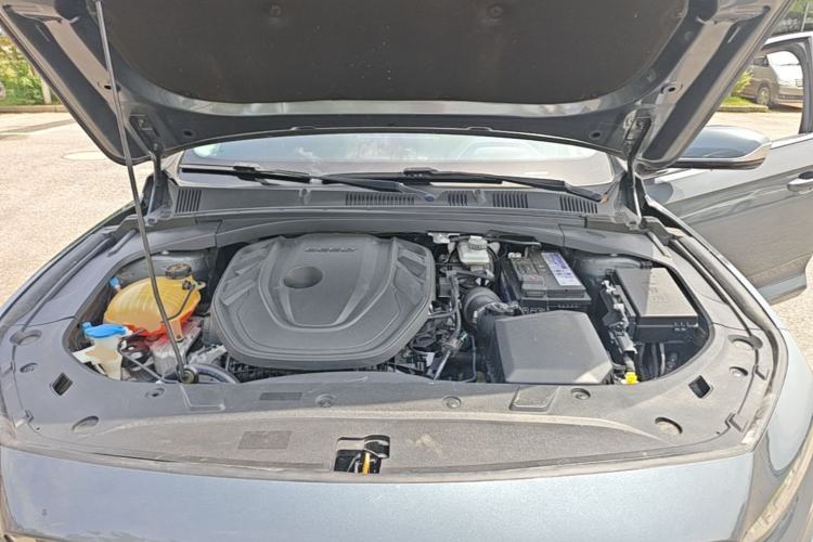 Used Geely Auto Preface 2021 2.0TD Luxury Version Engine Bay