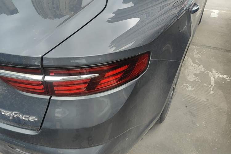 Used Geely Auto Preface 2021 Revised Version 2.0TD Luxury Edition Exterior 3
