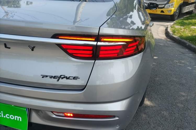 Used Geely Auto Preface 2021 2.0TD Luxury Version Exterior 3