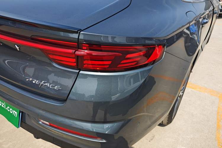 Used Geely Auto Preface 2021 Revised Version 2.0TD Luxury Edition Exterior 3
