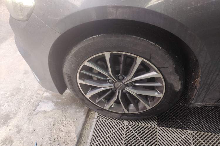Used Geely Auto Preface 2021 2.0TD Luxury Version Exterior 4