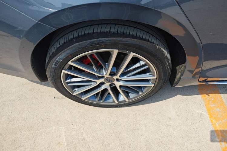 Used Geely Auto Preface 2021 Revised Version 2.0TD Luxury Edition Exterior 5