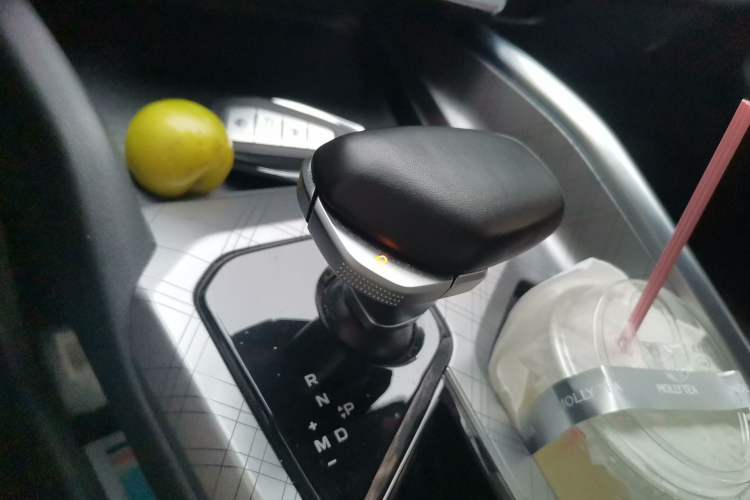 Used Geely Auto Preface 2021 2.0TD Luxury Version Gear Lever