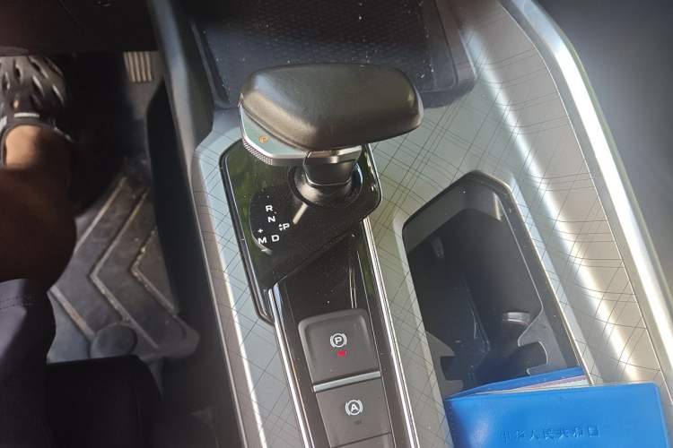 Used Geely Auto Preface 2021 2.0TD Luxury Version Gear Lever