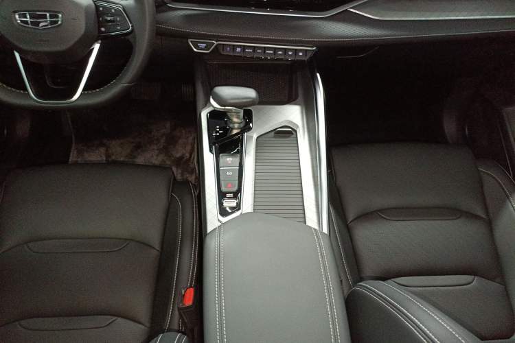 Used Geely Auto Preface 2021 2.0TD Luxury Version Gear Lever