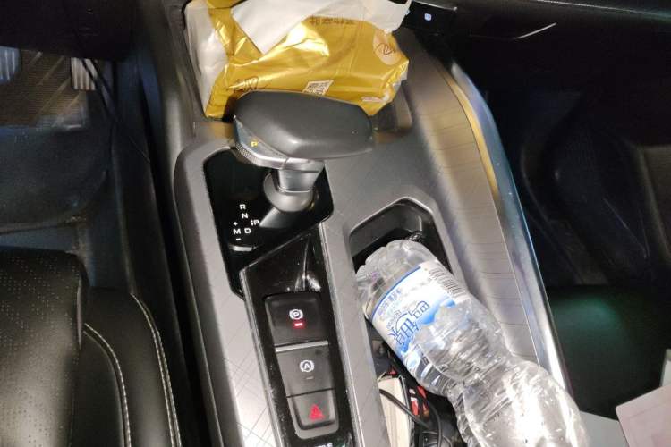 Used Geely Auto Preface 2021 2.0TD Luxury Version Gear Lever