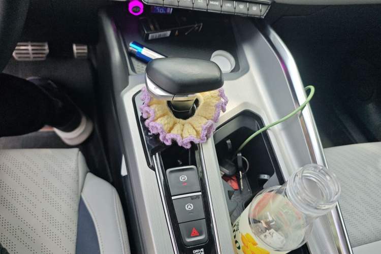 Used Geely Auto Preface 2021 2.0TD Luxury Version Gear Lever