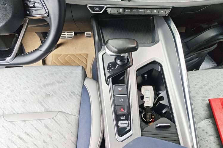 Used Geely Auto Preface 2021 2.0TD Luxury Version Gear Lever