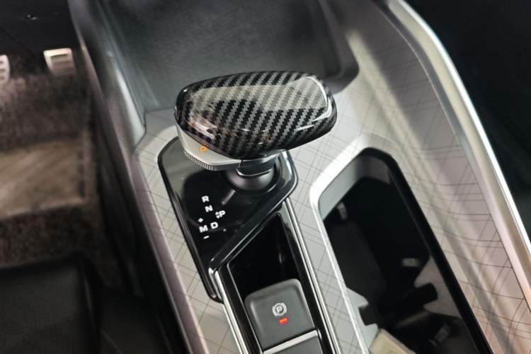 Used Geely Auto Preface 2021 2.0TD Luxury+ Version Gear Lever