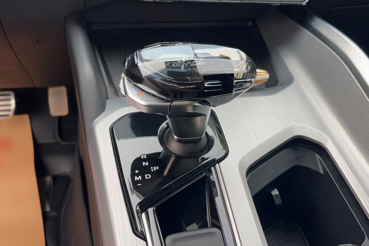 Used Geely Auto Preface 2021 Revised Version 2.0TD Luxury Edition Gear Lever