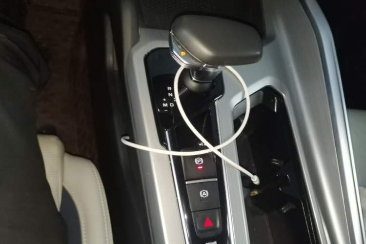 Used Geely Auto Preface 2021 Revised Version 2.0TD Luxury Edition Gear Lever