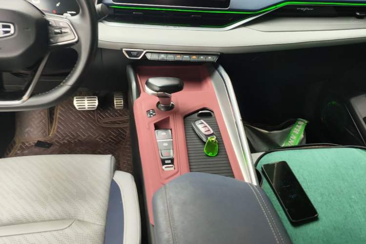 Used Geely Auto Preface 2021 Revised Version 2.0TD Luxury Edition Gear Lever