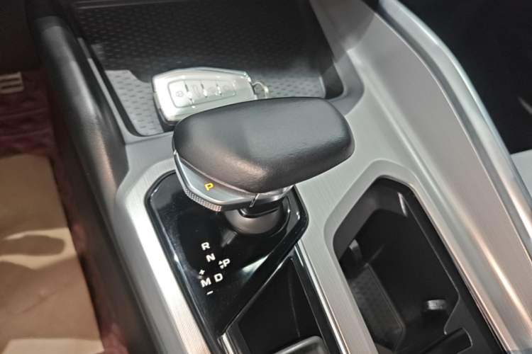 Used Geely Auto Preface 2021 Revised Version 2.0TD Luxury Edition Gear Lever