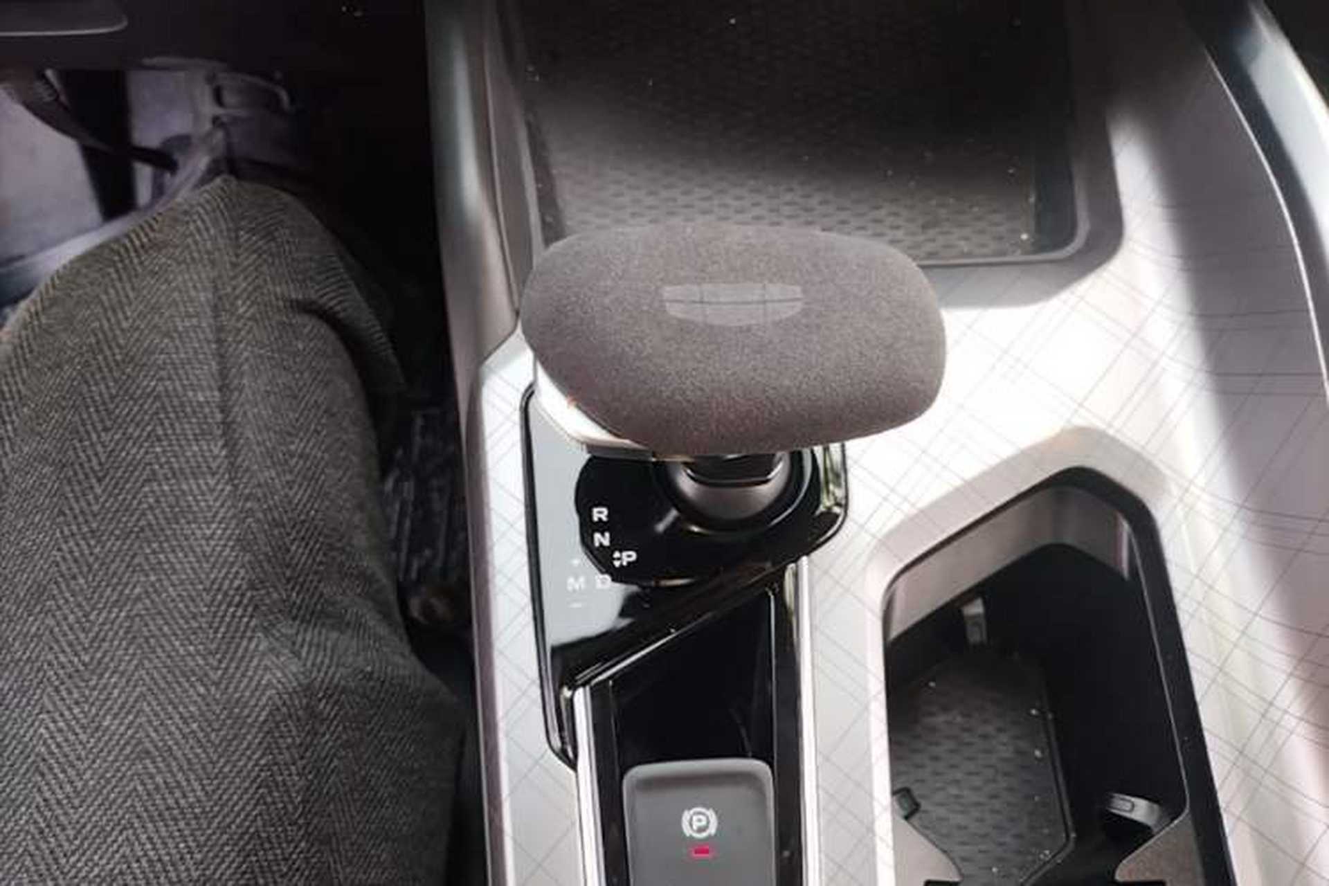 Used Geely Auto Preface 2021 2.0TD Luxury Version Gear Lever