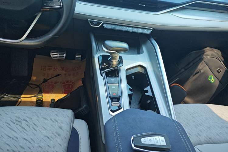 Used Geely Auto Preface 2021 Revised Version 2.0TD Luxury Edition Gear Lever