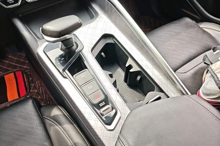 Used Geely Auto Preface 2021 2.0TD Luxury Version Gear Lever