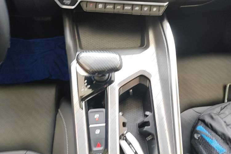 Used Geely Auto Preface 2021 2.0TD Luxury Version Gear Lever