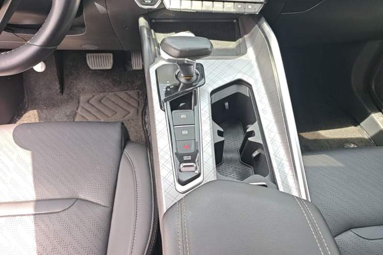 Used Geely Auto Preface 2021 2.0TD Luxury Version Gear Lever