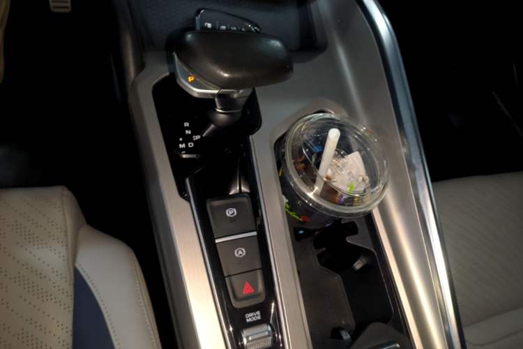 Used Geely Auto Preface 2021 2.0TD Luxury Version Gear Lever