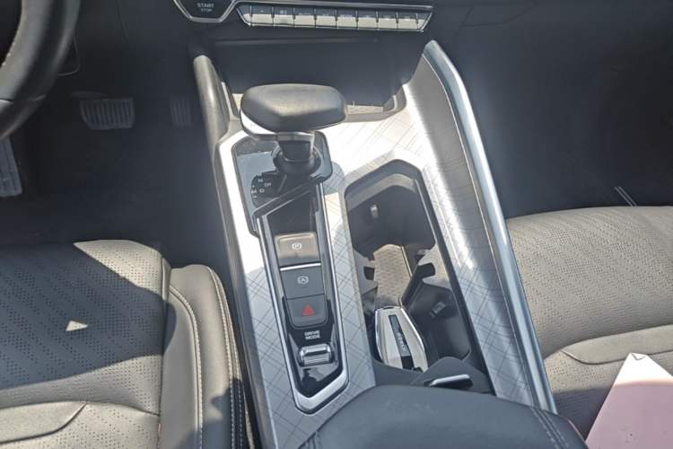 Used Geely Auto Preface 2021 2.0TD Luxury Version Gear Lever