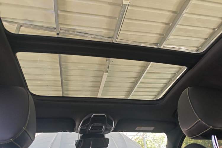 Used Geely Auto Preface 2021 2.0TD Space-Time Edition Starry Celestial Headliner