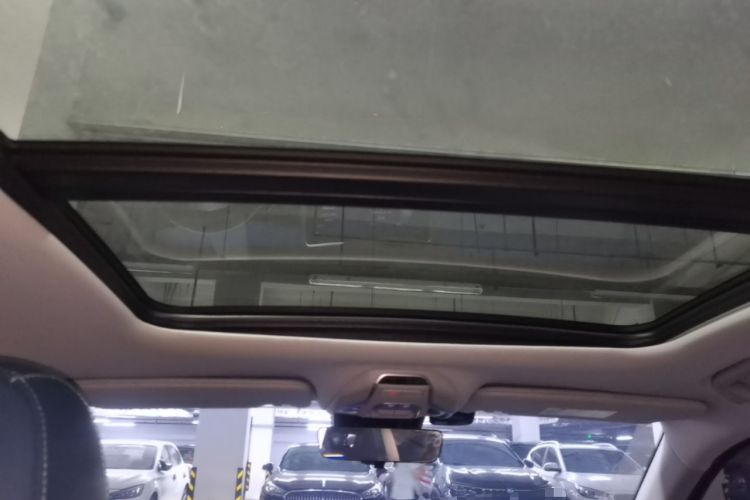 Used Geely Auto Preface 2021 Revised Version 2.0TD Luxury Edition Headliner