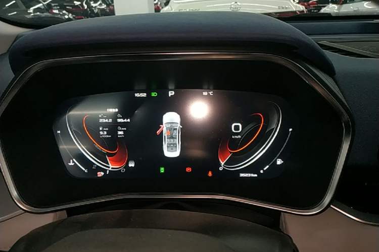 Used Geely Auto Preface 2021 Revised Version 2.0TD Luxury Edition Instrument Cluster