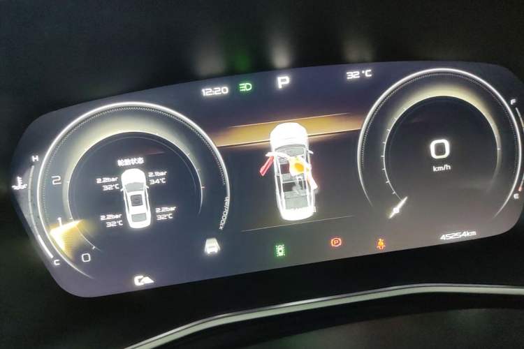 Used Geely Auto Preface 2021 2.0TD Space-Time Edition Starry Celestial Instrument Cluster