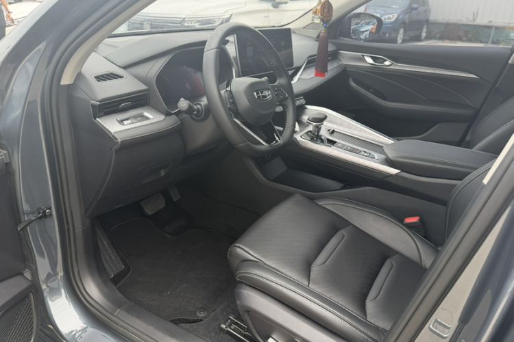 Used Geely Auto Preface 2021 2.0TD Luxury Version Interior 3