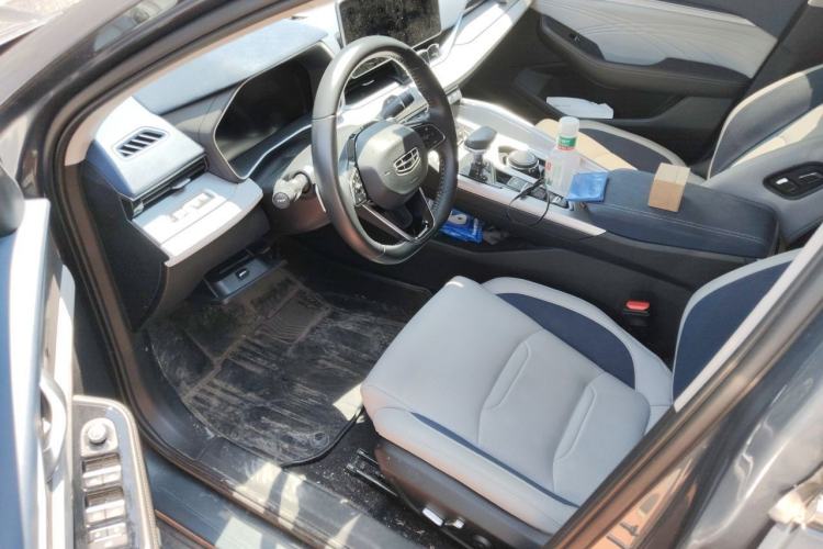 Used Geely Auto Preface 2021 2.0TD Flagship Edition Interior 3