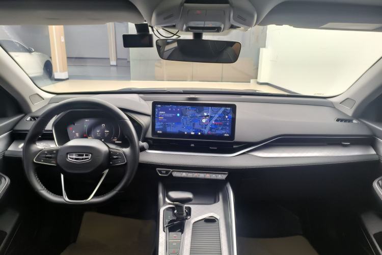 Used Geely Auto Preface 2021 2.0TD Luxury Version Interior 6