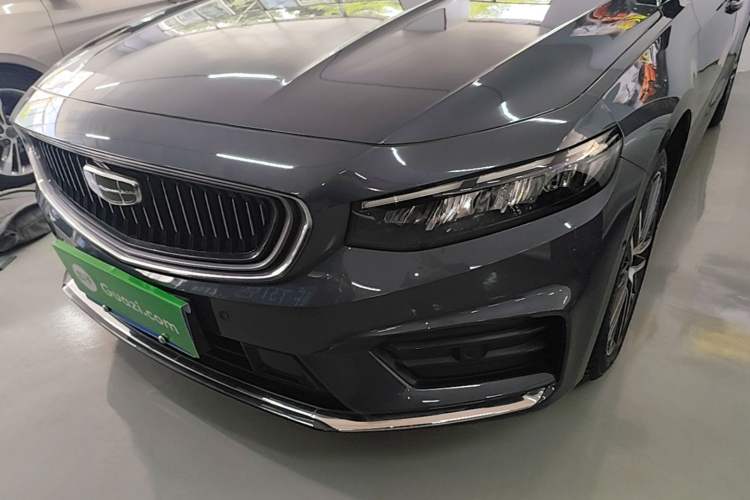 Used Geely Auto Preface 2021 Revised Version 2.0TD Luxury Edition Left Front Headlight