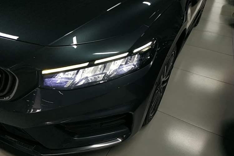 Used Geely Auto Preface 2021 Revised Version 2.0TD Luxury Edition Left Front Headlight
