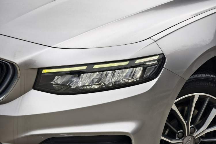Used Geely Auto Preface 2021 2.0TD Luxury Version Left Front Headlight