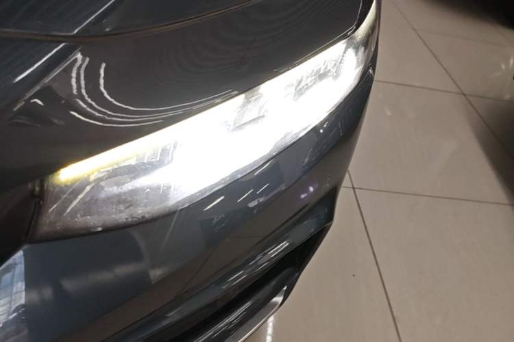 Used Geely Auto Preface 2021 Revised Version 2.0TD Luxury Edition Left Front Headlight