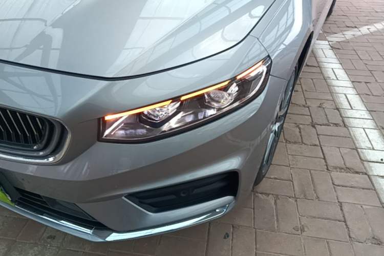 Used Geely Auto Preface 2021 2.0TD Flagship Edition Left Front Headlight