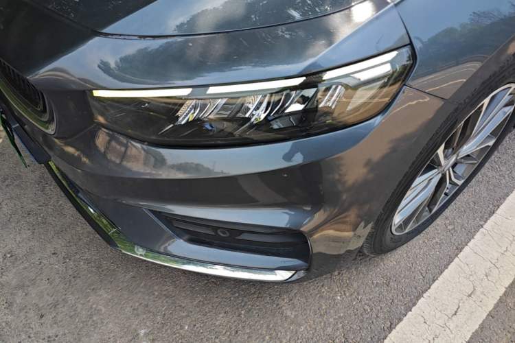 Used Geely Auto Preface 2021 2.0TD Luxury Version Left Front Headlight