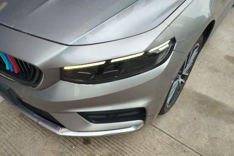 Used Geely Auto Preface 2021 Revised Version 2.0TD Luxury Edition Left Front Headlight
