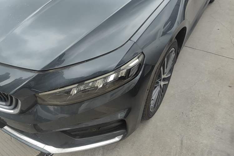Used Geely Auto Preface 2021 Revised Version 2.0TD Luxury Edition Left Front Headlight