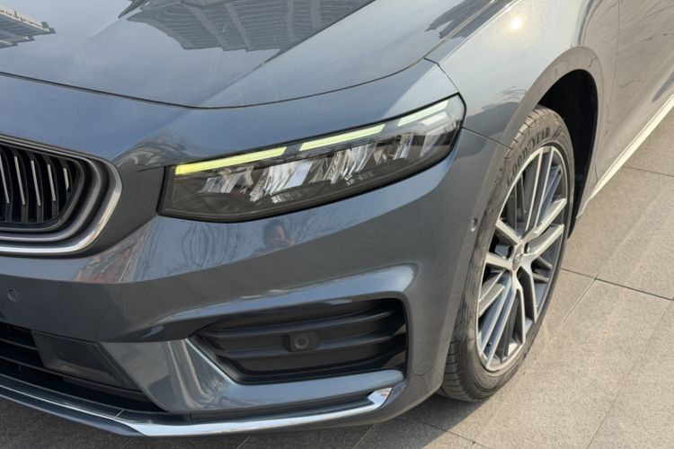 Used Geely Auto Preface 2021 Revised Version 2.0TD Luxury Edition Left Front Headlight