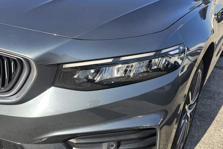 Used Geely Auto Preface 2021 Revised Version 2.0TD Luxury Edition Left Front Headlight