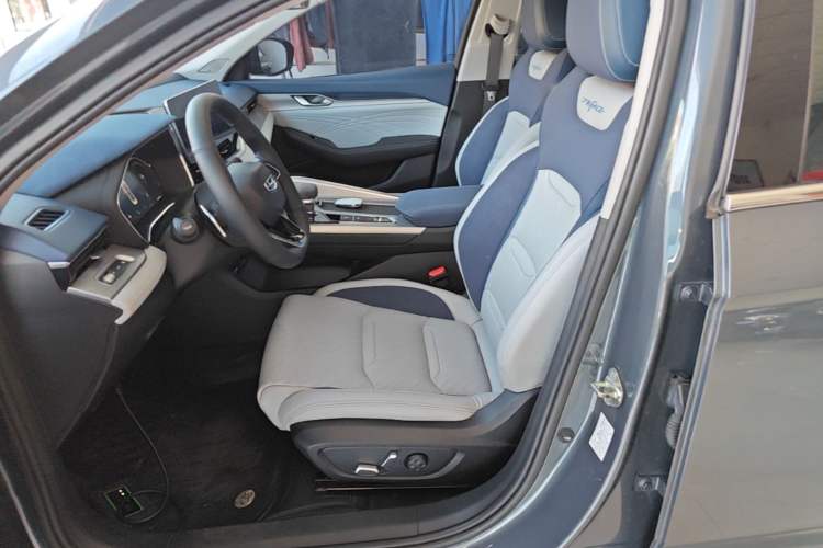 Used Geely Auto Preface 2021 Revised Version 2.0TD Luxury Edition Left Front Seat