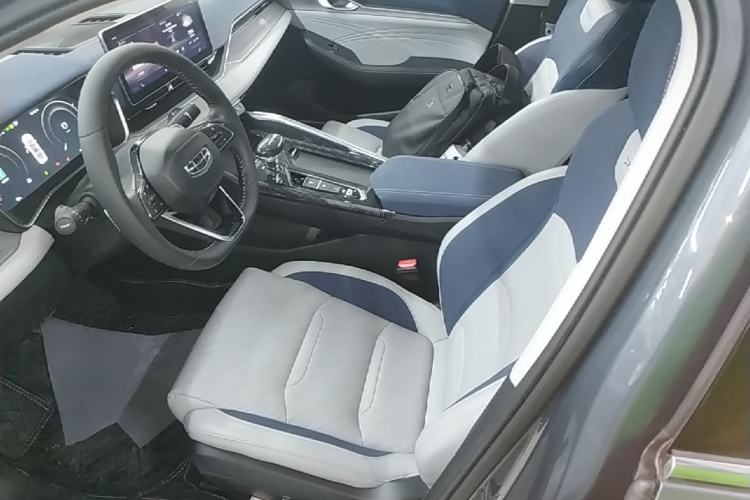 Used Geely Auto Preface 2021 Revised Version 2.0TD Luxury Edition Left Front Seat
