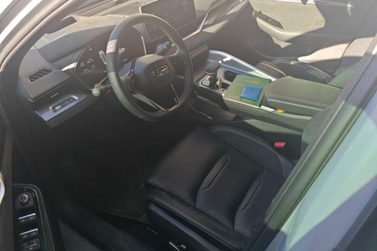Used Geely Auto Preface 2021 2.0TD Space-Time Edition Starry Celestial Left Front Seat