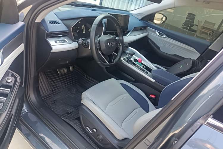 Used Geely Auto Preface 2021 Revised Version 2.0TD Luxury Edition Left Front Seat