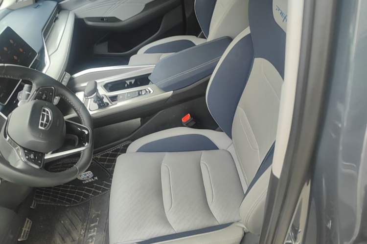 Used Geely Auto Preface 2021 Revised Version 2.0TD Luxury Edition Left Front Seat